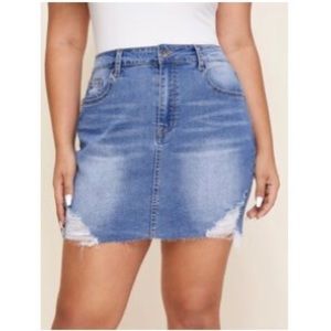 💎SHEIN Jean Distressed Skirt